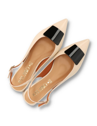 Rayo Studio 2777 - SALÓN ADORNO Salones - Imagen 4