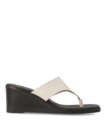 OH my Sandals 6056 - SANDALIA THONG CUÑA Sandalias - Imagen 1